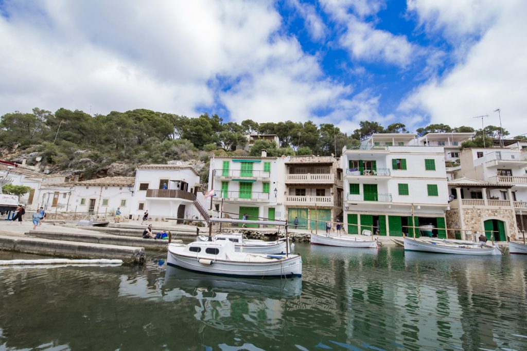 Strand Cala Figuera bei Santanyi, der kleine Bootshafen im Süden Mallorcas