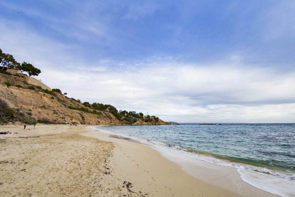 Strand Playa Oratorio - Ein sehr gepflegter kleiner Strand südwestlich von Palma