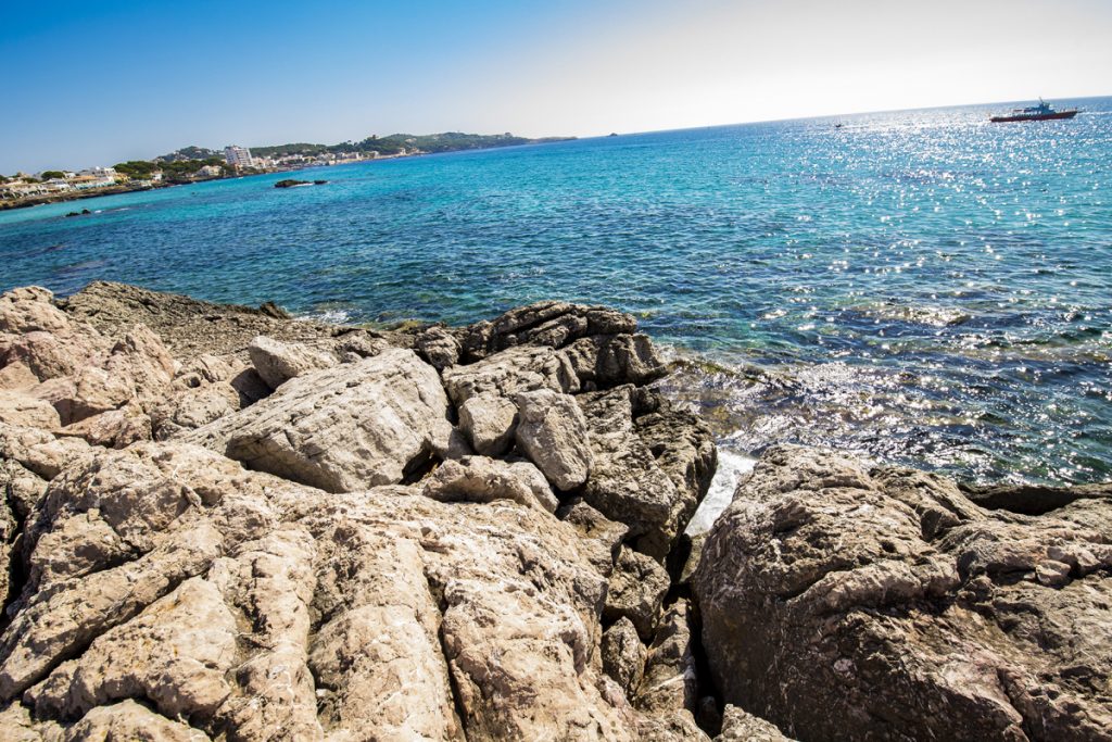 Playa Son Moll in Cala Ratjada im Osten von Mallorca